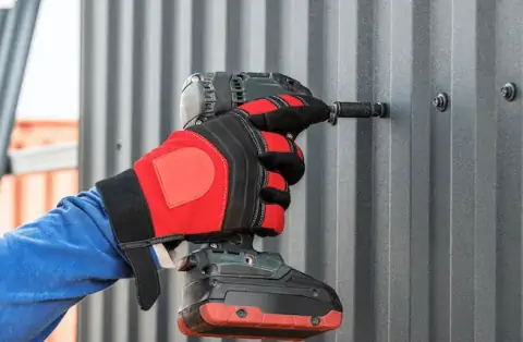 Travaux de zinguerie - Les Premiers Sapins